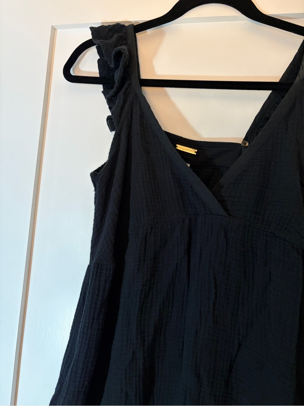 Magaschoni Deep Navy V-Neck Sleeveless Top